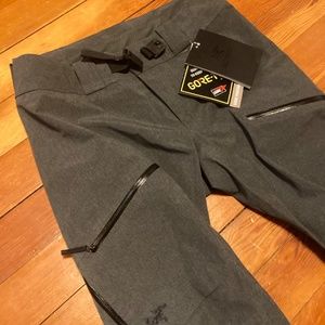 NWT Women's Arc'teryx Incendia Snowpants sz M